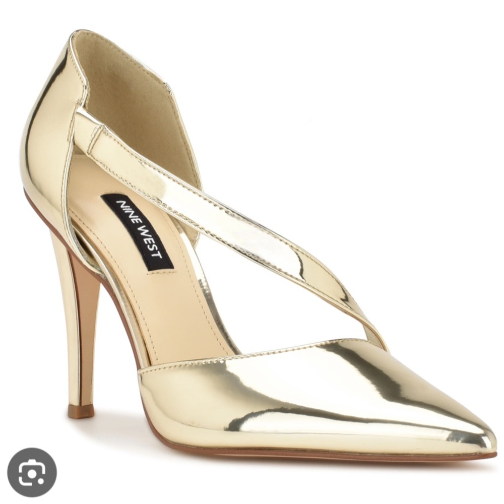 Nine West Flier 3 Gold size 7